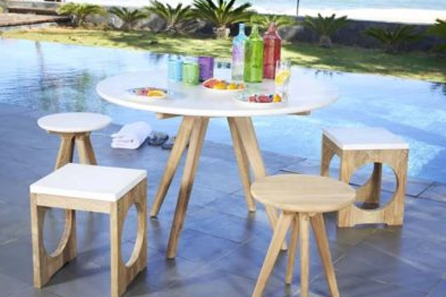 Top Outdoor Furniture Ideas to Transform Your Poolside Experience in the UAE